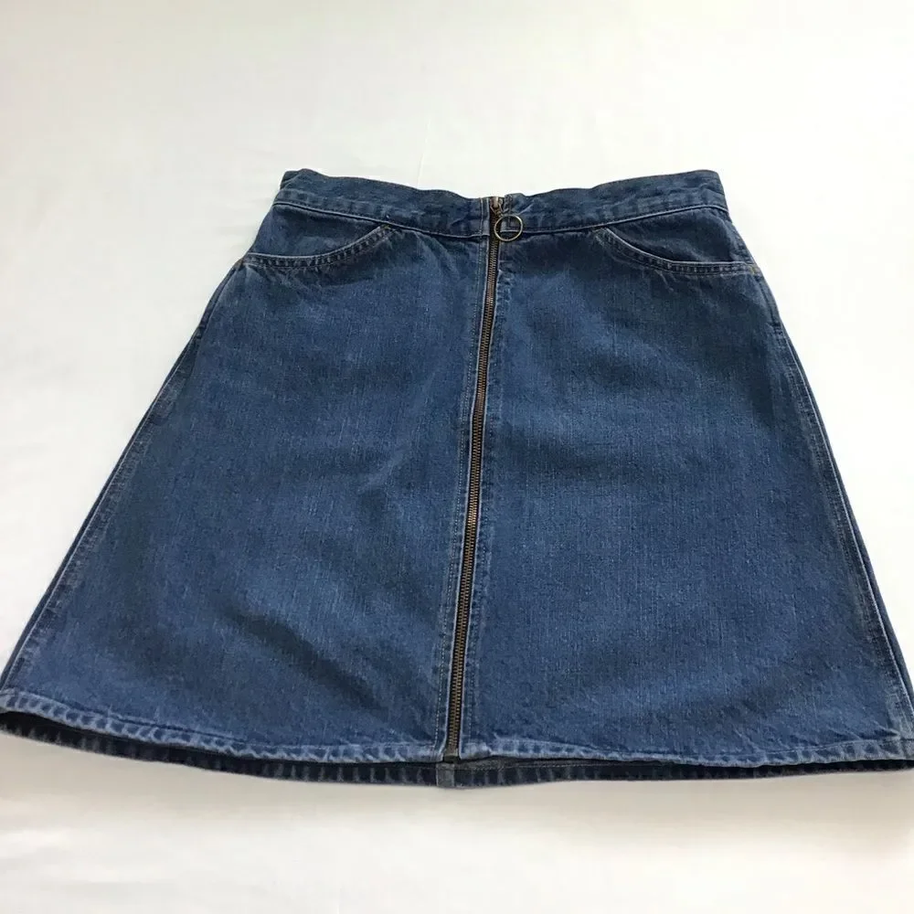 Levi’s Denim Mini Skirt Blue Front Zip Denim Mini Skirt Size 28